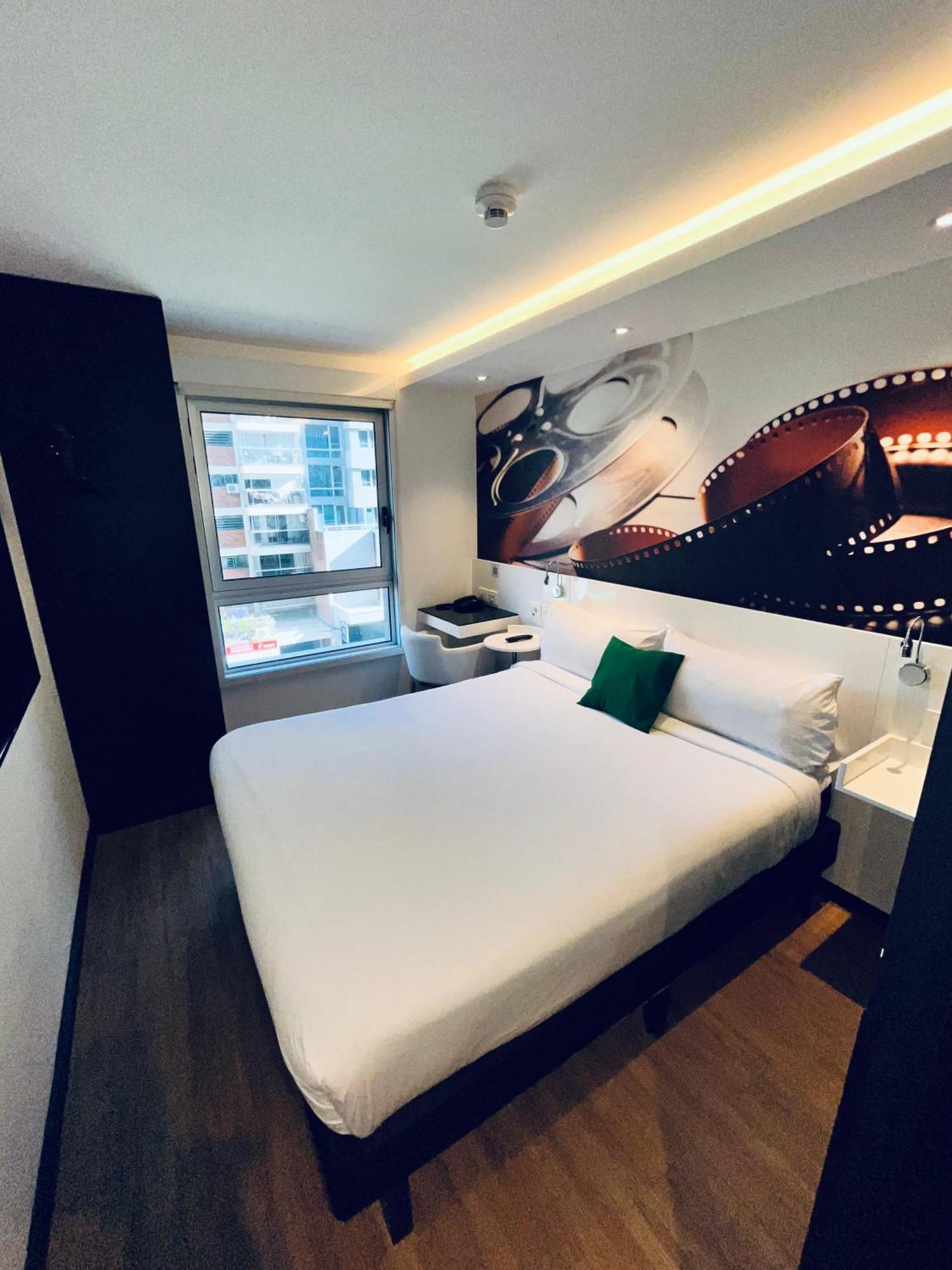 Ibis Styles Montevideo Biarritz Hotel Exterior photo